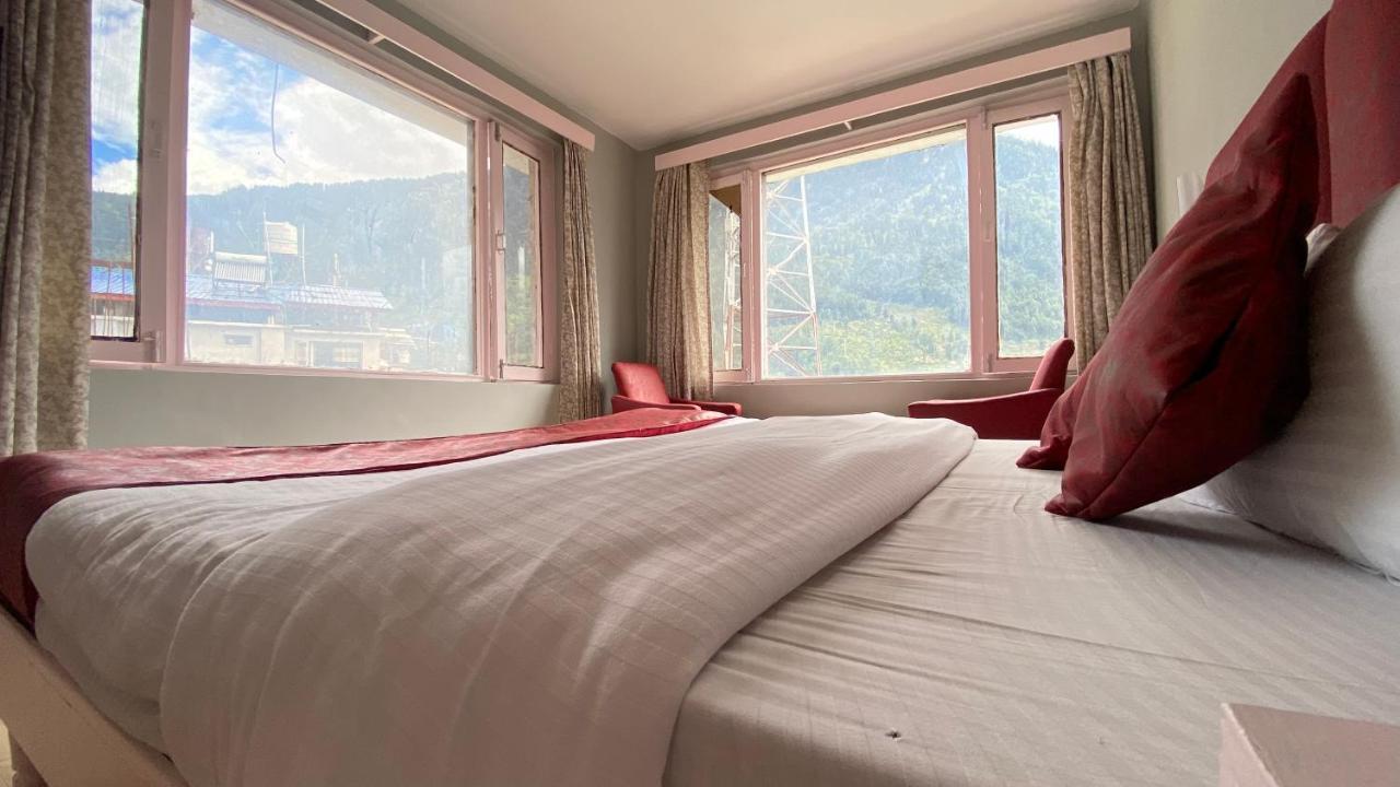 Hotel Meadows Manali ภายนอก รูปภาพ